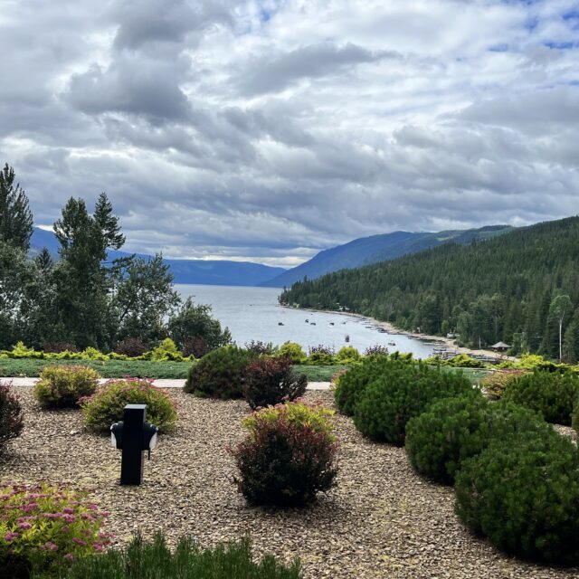 Public Resort Rentals Mabel Lake Golf & Airpark