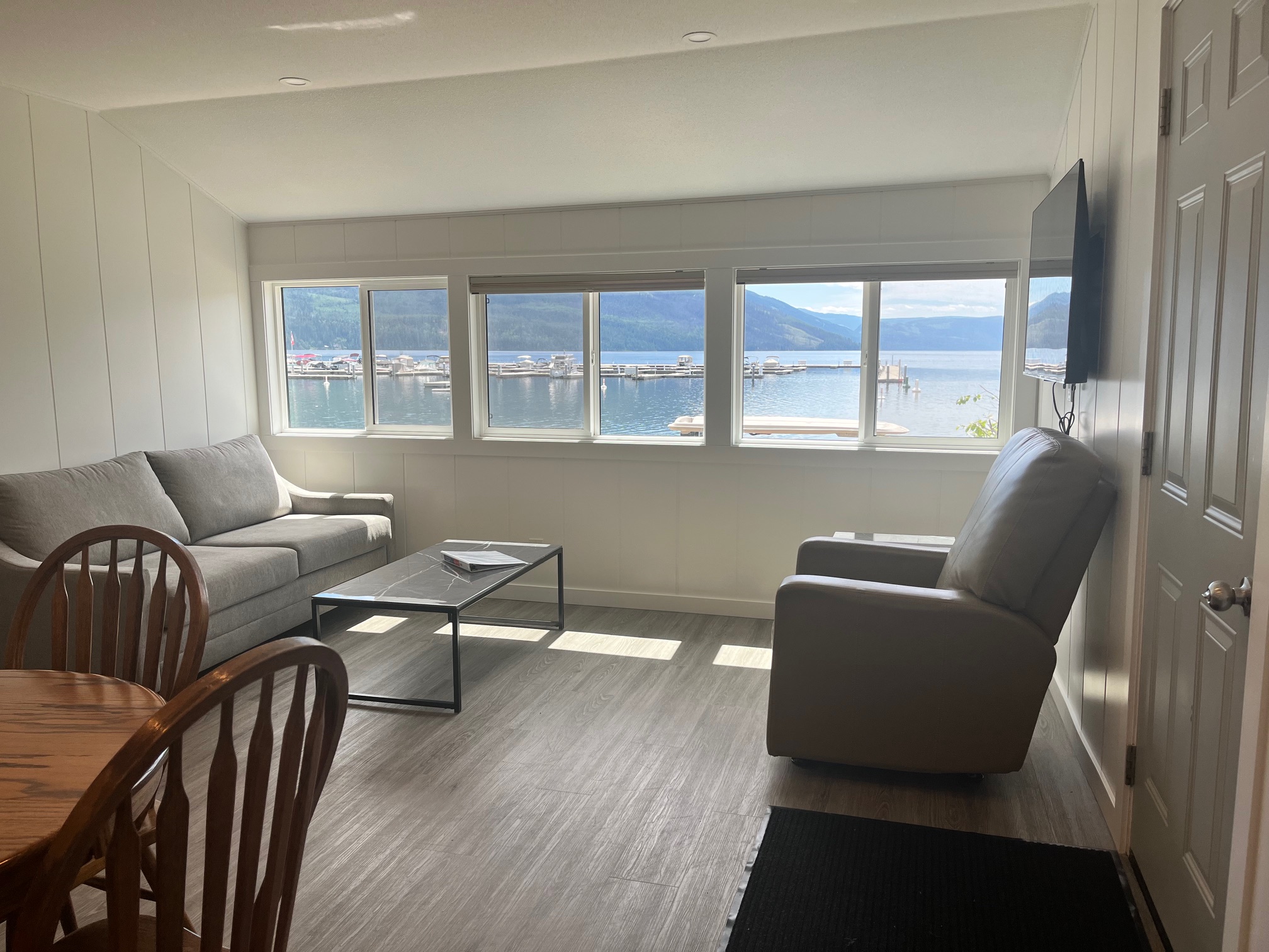 Beach Cabin 2025