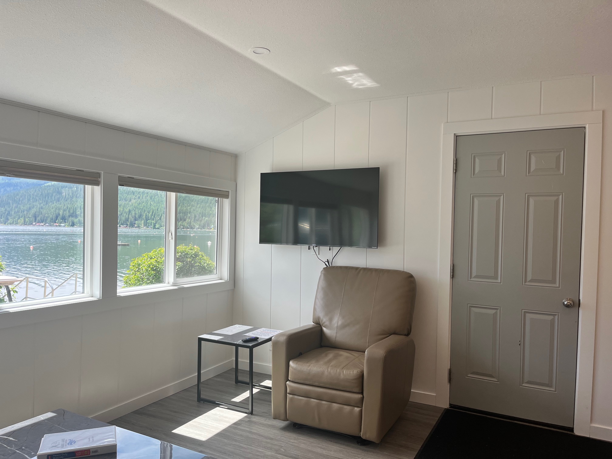 Beach Cabin 2025